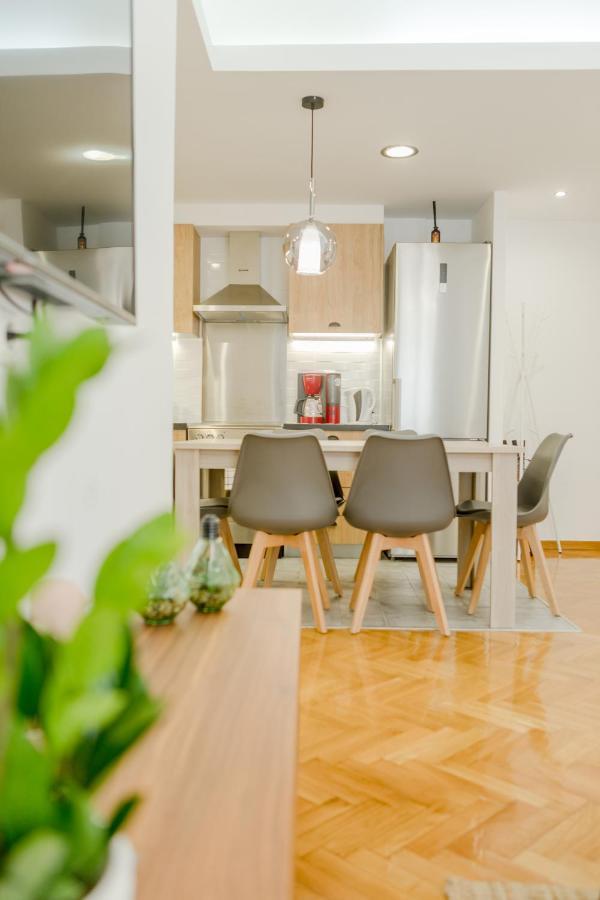 In The Shadow Of Acropolis - Spacious & Lovely Apt Athènes Extérieur photo